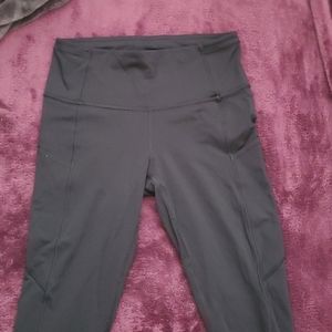 Lululemon fast and free crops